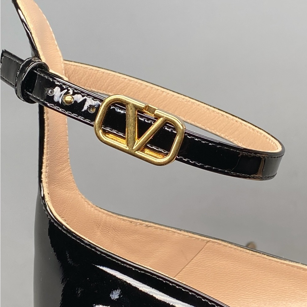 Valentino Garavani Patent Leather Ankle Strap Pumps size 39.5 - Picture 9 of 13